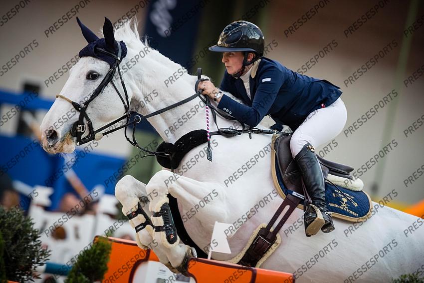 Photographie Eric KNOLL. Saut Hermes 2019. Jumping CSI 5. Louise SAYWELL (GBR). GOLDEN WAVE OL 