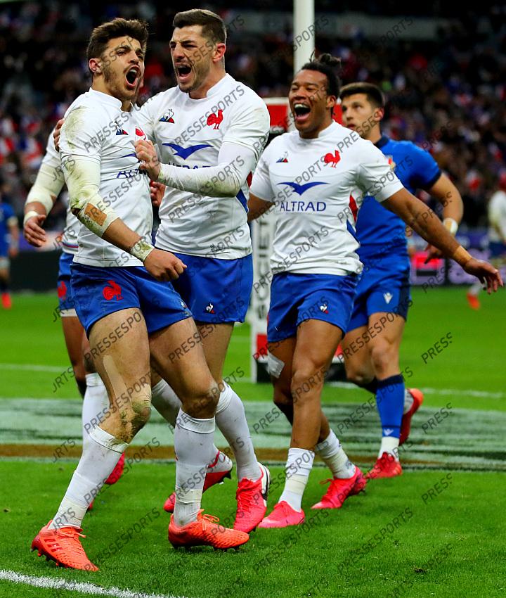 2020 Guinness Six Nations Championship Round 2, Stade de France, Saint-Denis, Paris, France 9/2/2020 France vs Italy France's Romain Ntamack celebrates scoring a try with Anthony Bouthier Mandatory Credit ©INPHO/James Crombie 