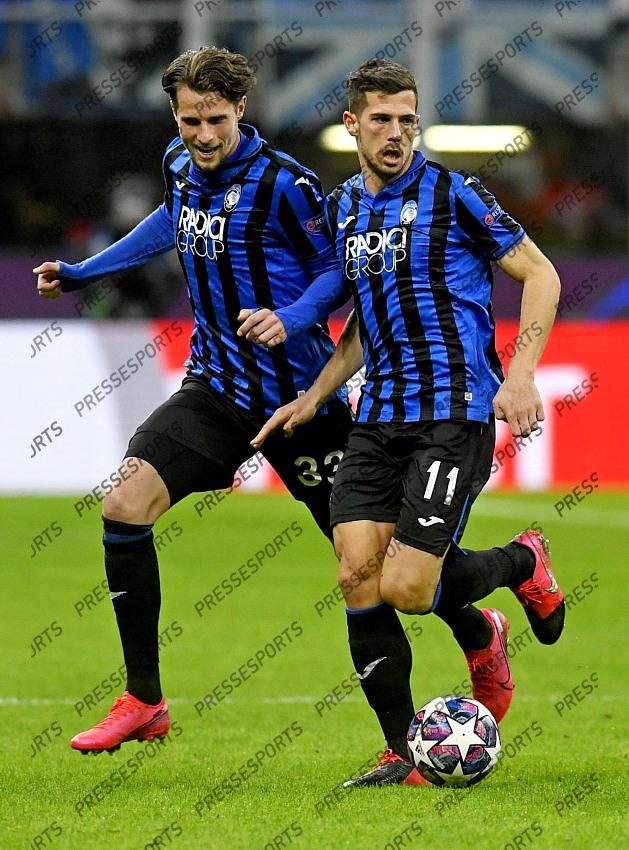 Foto IPP/Paolo Bona MIlano 19/02/2020 UEFA Champions League di calcio 2019/2020 ottavi gara di andata Atalanta-Valencia nela foto remo freuler e hans hateboer Italy Photo Press Worldwide Copyright 