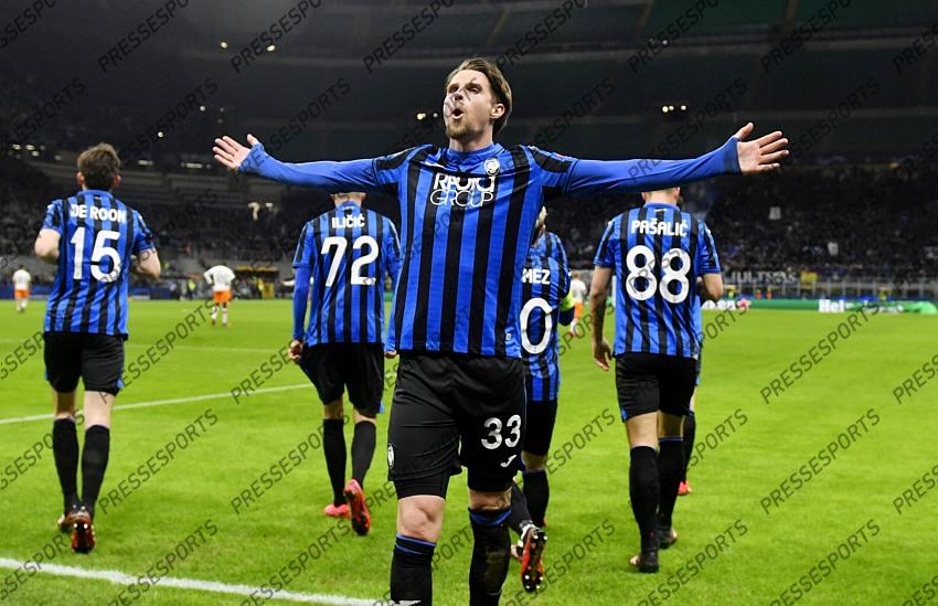 Foto IPP/Paolo Bona MIlano 19/02/2020 UEFA Champions League di calcio 2019/2020 ottavi gara di andata Atalanta-Valencia nela foto hans hateboer esulta dopo il gol del 1-0 Italy Photo Press Worldwide Copyright 
