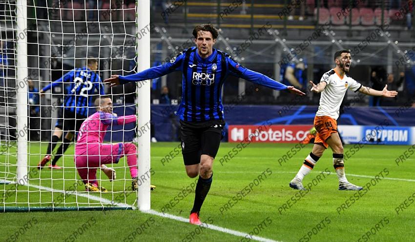 Foto IPP/Paolo Bona MIlano 19/02/2020 UEFA Champions League di calcio 2019/2020 ottavi gara di andata Atalanta-Valencia nela foto hans hateboer esulta dopo il gol del 1-0 Italy Photo Press Worldwide Copyright 