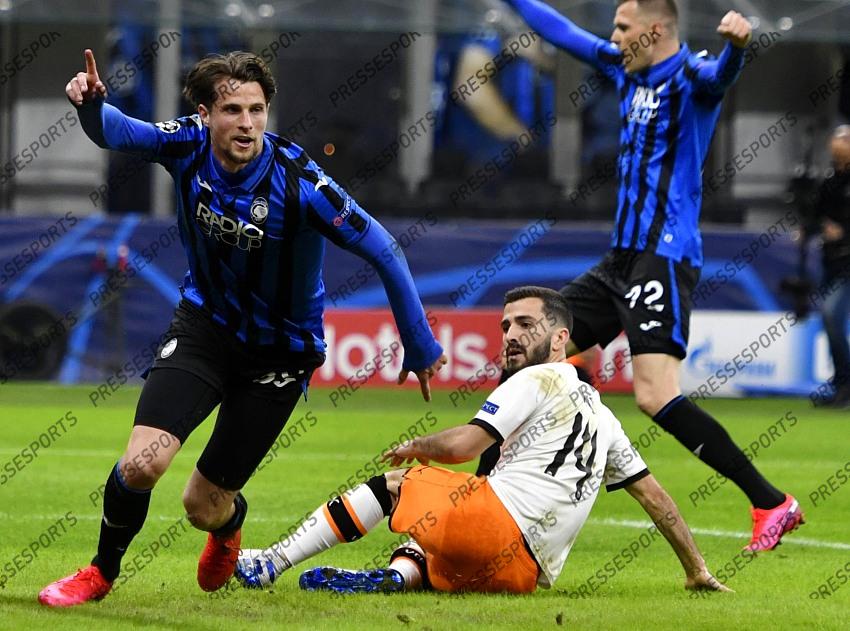 Foto IPP/Paolo Bona MIlano 19/02/2020 UEFA Champions League di calcio 2019/2020 ottavi gara di andata Atalanta-Valencia nela foto hans hateboer esulta dopo il gol del 1-0 Italy Photo Press Worldwide Copyright 