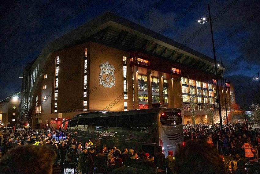 24 February 2020, Liverpool - Premier League Football - Liverpool v West Ham United. The West Ham team bus arrives before the match (photo by Daniel Chesterton) 