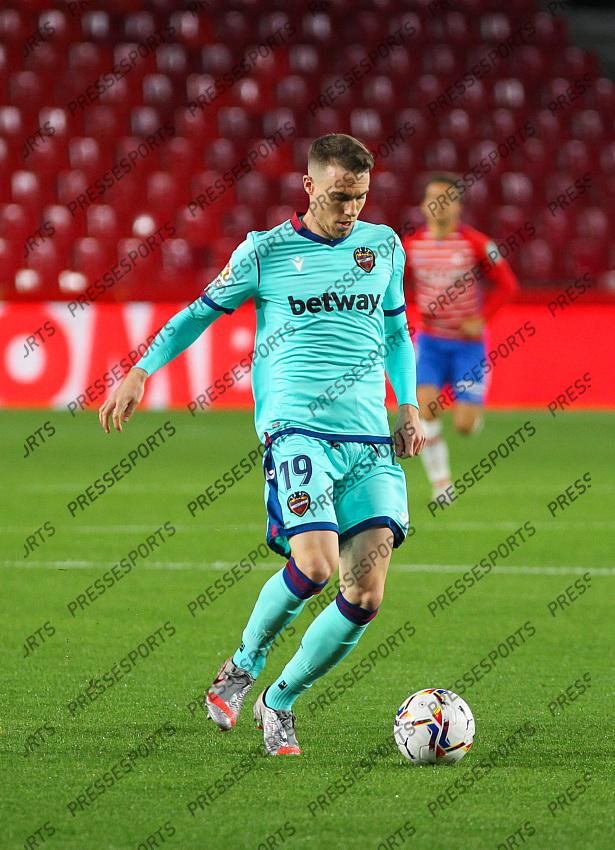 Carlos Clerc of Levante UD controls the ball during the La Liga football match played between Granada CF and Levante UD at Nuevo los Carmenes stadium on November 01, 2020 in Granada, Spain. 