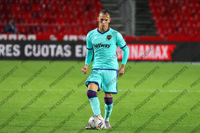 Francisco Javier Hidalgo "Son" of Levante UD shoot the ball during the La Liga football match played between Granada CF and Levante UD at Nuevo los Carmenes stadium on November 01, 2020 in Granada, Spain. 