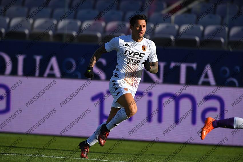 Gianluca Lapadula (Benevento) during the Italian "Serie A" match between Fiorentina 0-1 Benevento at Artemio Franchi Stadium on November 22, 2020 in Florence, Italy. (Photo by Maurizio Borsari/AFLO) 