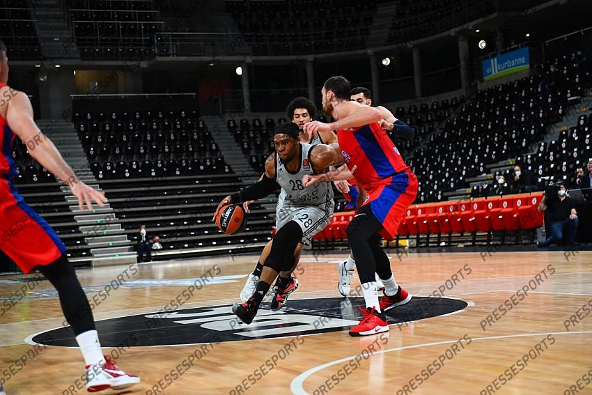 yabusele (guershon) milutinov (nikola) 