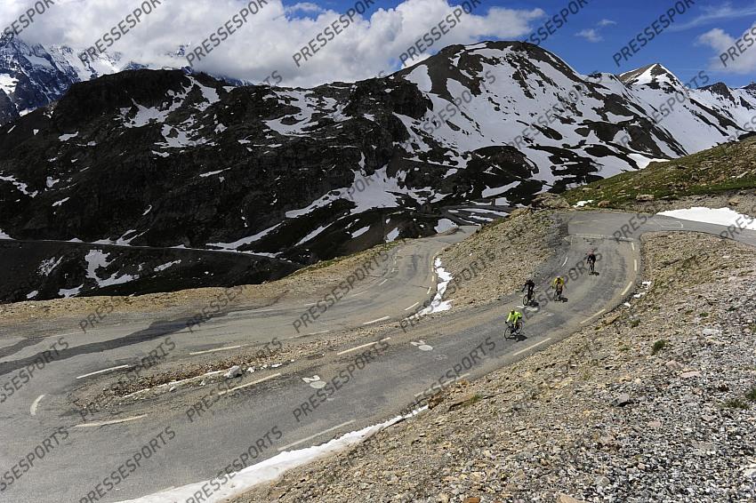 montee de l'alpe d'huez 