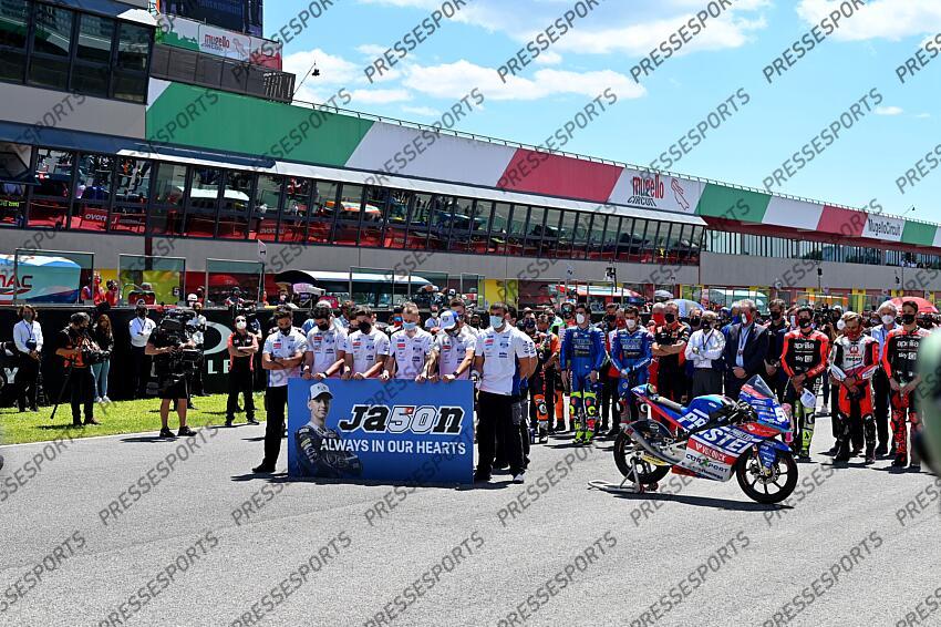 General / Atmosphere / Divers GP Italy 2021 (Circuit Mugello) 28-30.05.2021 photo: Lukasz Swiderek www.photoPSP.com @photopsp_lukasz_swiderek Le paddock a rendu hommage au pilote de Moto3 Jason Dupasquier a la suite de sa chute mortelle lors des qualifications du Grand Prix d'Italie au Mugello. GRAND PRIX D'ITALIE 