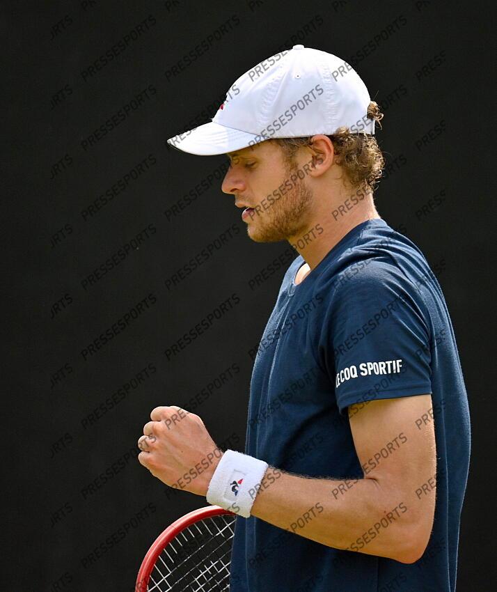 10.06.2021, Tennisclub Weissenhof, Stuttgart, GER, ATP Tour, Mercedes Cup in Stuttgart 2021, im Bild Yannick Hanfmann (GER) jubelt Jubel // during the Mercedes Cup Tournamen of the ATP Tour at the Tennisclub Weissenhof in Stuttgart, Germany on 2021/06/10. EXPA Pictures 