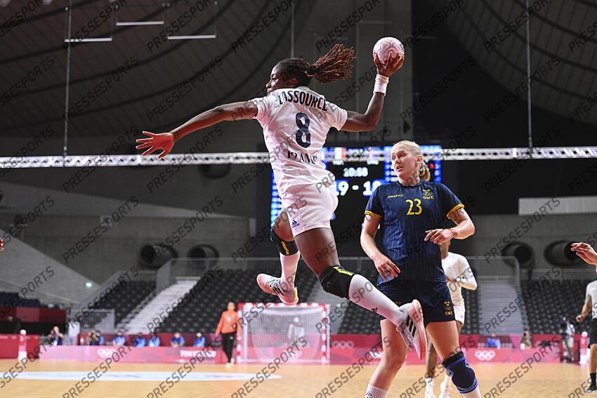 lassource (coralie) FRANCE-SUEDE (29-27) 