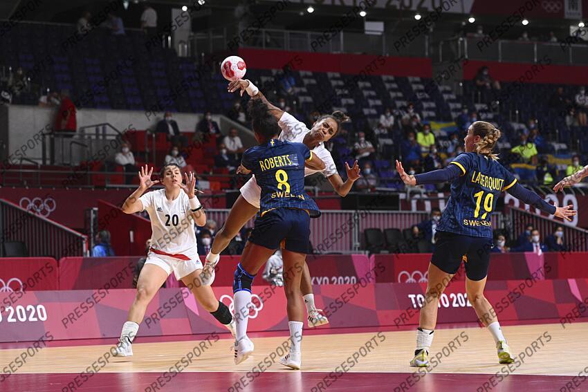 roberts (jamina) nze minko (estelle) FRANCE-SUEDE (29-27) 