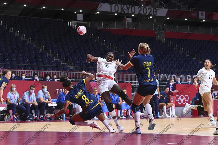 roberts (jamina) zaadi (grace) blohm (linn) FRANCE-SUEDE (29-27) 