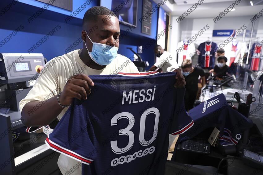 boutique psg messi