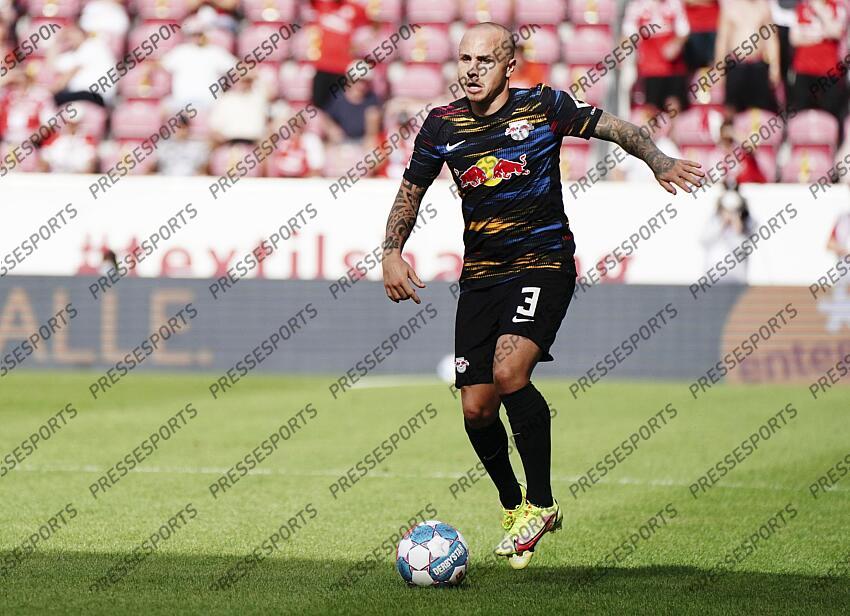 Angelino (Leipzig) Mainz, 15.08.2021, Fussball, Bundesliga, 1. FSV Mainz 05 - RB Leipzig MAYENCE-RB LEIPZIG (1-0) 