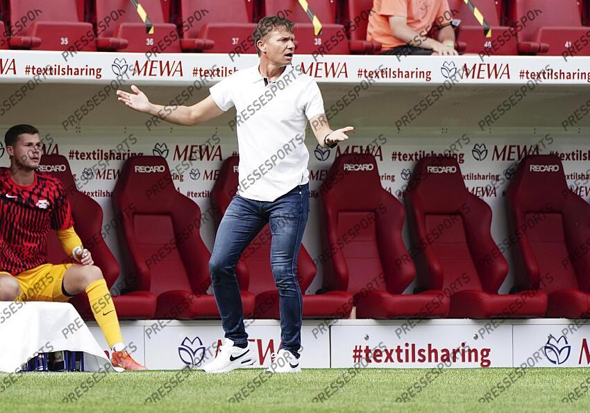 Trainer Jesse Marsch (Leipzig) Mainz, 15.08.2021, Fussball, Bundesliga, 1. FSV Mainz 05 - RB Leipzig MAYENCE-RB LEIPZIG (1-0) 