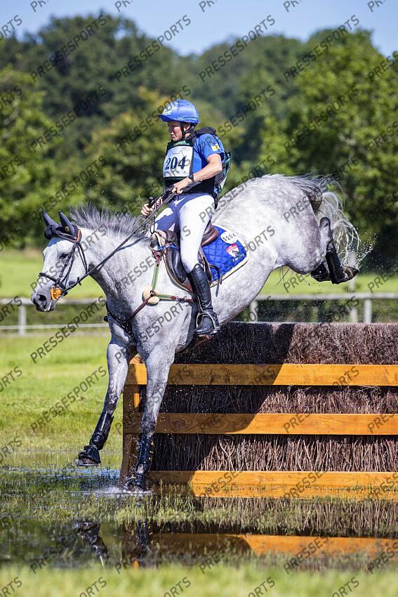 Le Grand Complet 2021. Haras du Pin. CCI2-L. Karin DONCKERS (BEL). OOGAPPEL DE MUZE Photographie Eric KNOLL LE GRAND COMPLET HARAS DU PINS 