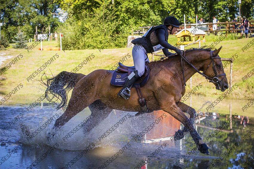Le Grand Complet 2021. Haras du Pin. CCI2-S. Eve Marine CHEDEVILLE (FRA). FALSTERBO D'ORMONT Photographie Eric KNOLL LE GRAND COMPLET HARAS DU PINS 