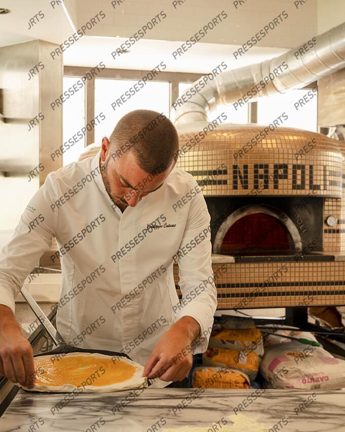 MAGAZINE PEPPE PIZZERIA cutraro (giuseppe) le chef napolitain Giuseppe Cutraro champion du monde 2019-2020 