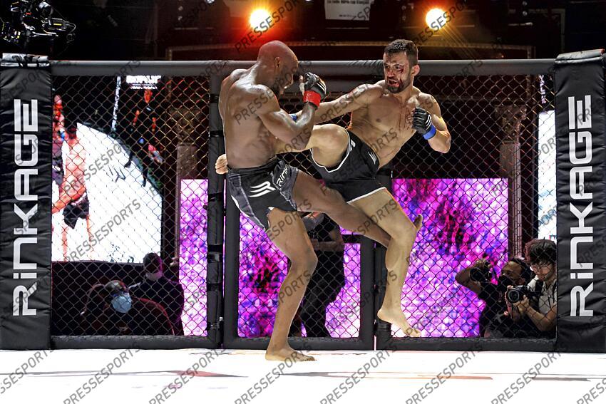 nahaye (alioune) (fra) gant rouge franca (ariston) (bra) gant bleu MMA GRAND PRIX 4 