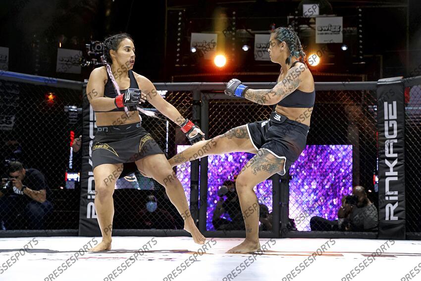 zouak (rizlen) (fra) gant rouge pereira (jennifer) (bra) gant bleu MMA GRAND PRIX 4 