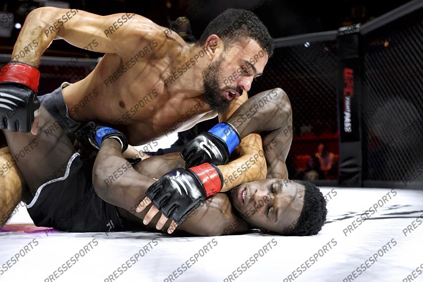 saadi (mehdi) (fra) gant rouge kadiake (mohamed) (fra) gant bleu MMA GRAND PRIX 4 