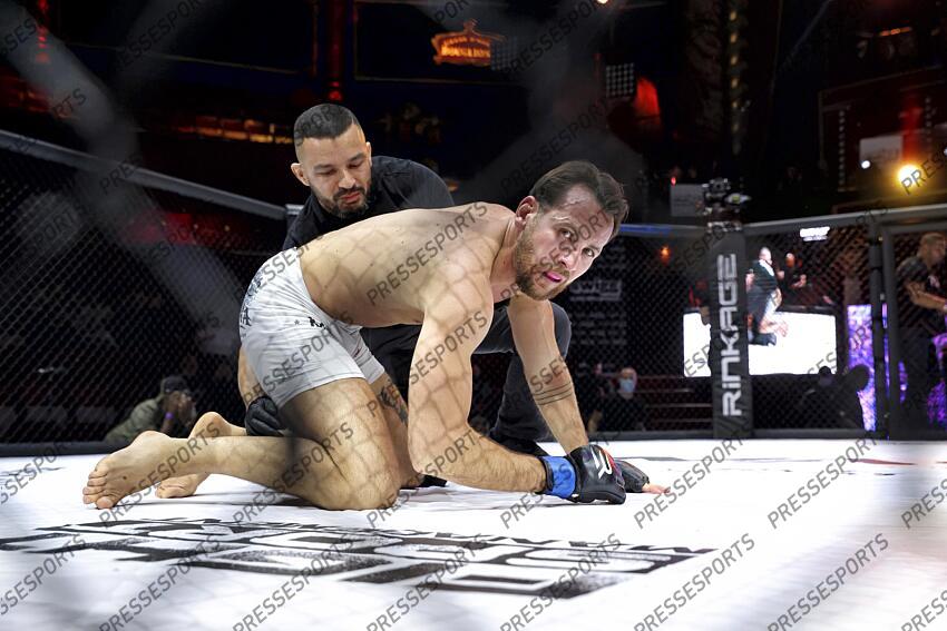 gbolou (morgan) (fra) gant rouge dumas (maxime) (fra) gant bleu MMA GRAND PRIX 4 
