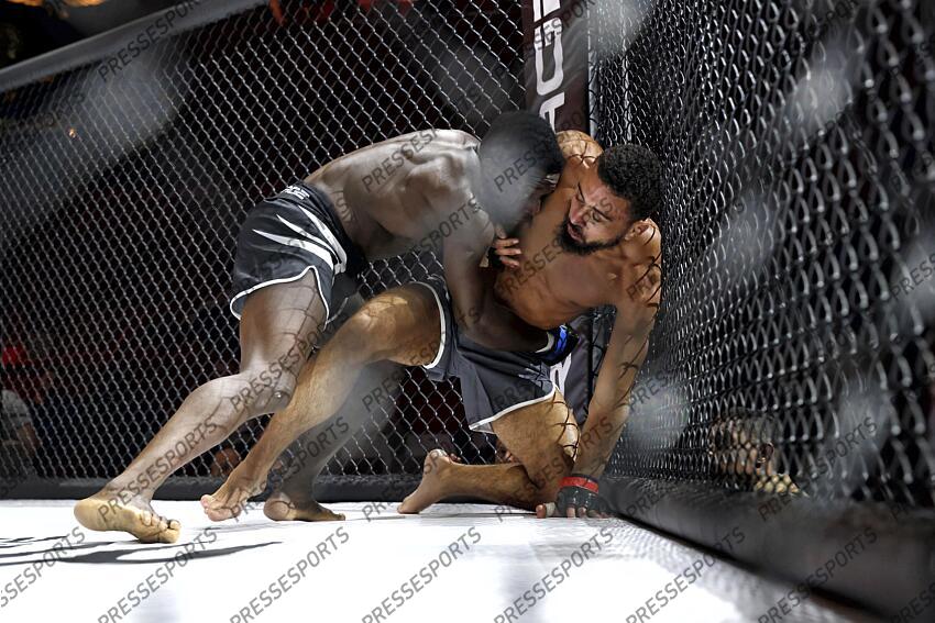 saadi (mehdi) (fra) gant rouge kadiake (mohamed) (fra) gant bleu MMA GRAND PRIX 4 