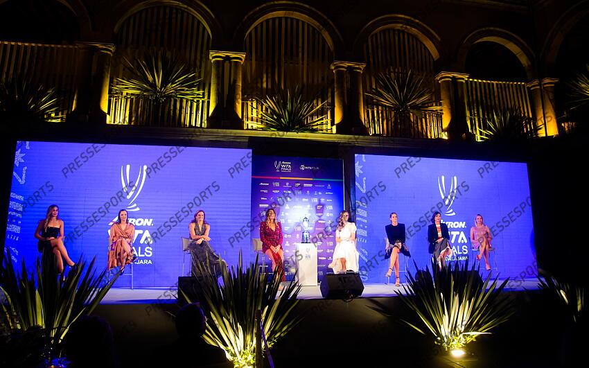 Anett Kontaveit of Estonia, Garbine Muguruza of Spain, Maria Sakkari of Greece, Aryna Sabalenka of Belarus, Barbora Krejcikova of the Czech Republic, Karolina Pliskova of the Czech Republic, Iga Swiatek of Poland & Paula Badosa of Spain pose for the iconic photo ahead of the draw ceremony of the 2021 Akron WTA Finals Guadalajara WTA tennis tournament soiree gala 2021 Akron WTA Finals Guadalajara Monday Draw 