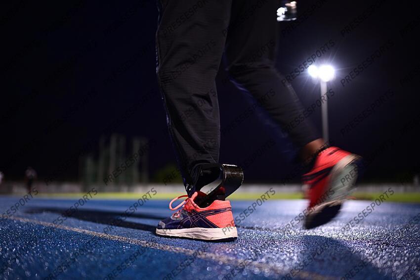 L’une est entraîneure et a perdu sa jambe en 2019, vingt et un ans après avoir porté au plus haut le relais tricolore aux Championnats d’europe. L’autre, demi- finaliste cet été aux Jo de tokyo sur 200 m, est l’une des grandes espoirs du sprint français. Mais, entre Katia Benth et gémima Joseph, l’histoire va bien au-delà du sport. 