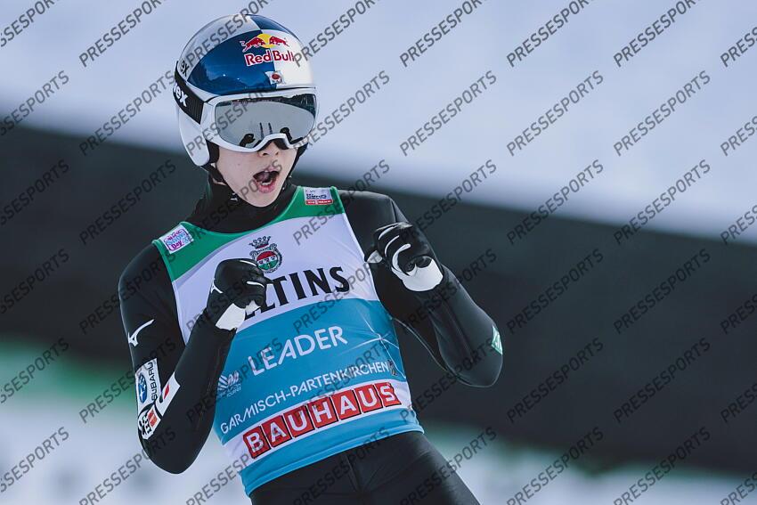 01.01.2022, Olympiaschanze, Garmisch Partenkirchen, GER, FIS Weltcup Skisprung, Vierschanzentournee, Garmisch Partenkirchen, Wertungssprung, im Bild Sieger Ryoyu Kobayashi (JPN) // Winner Ryoyu Kobayashi of Japan during his Competition Jump for the Four Hills Tournament of FIS Ski Jumping World Cup at the Olympiaschanze in Garmisch Partenkirchen, Germany on 2022/01/01. EXPA Pictures 