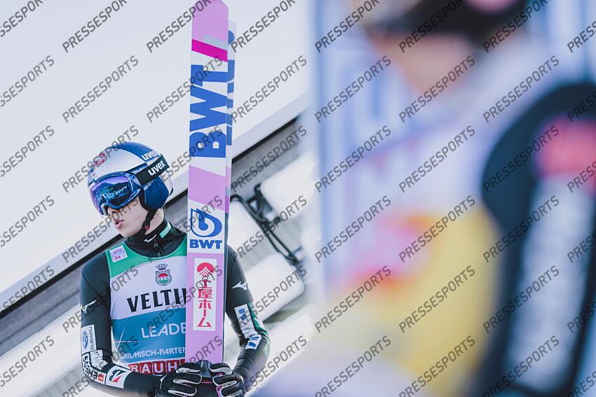 01.01.2022, Olympiaschanze, Garmisch Partenkirchen, GER, FIS Weltcup Skisprung, Vierschanzentournee, Garmisch Partenkirchen, Wertungssprung, im Bild Ryoyu Kobayashi (JPN) // Ryoyu Kobayashi of Japan prior to his Competition Jump for the Four Hills Tournament of FIS Ski Jumping World Cup at the Olympiaschanze in Garmisch Partenkirchen, Germany on 2022/01/01. EXPA Pictures 