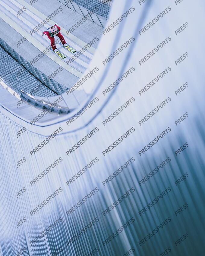 31.12.2021, Olympiaschanze, Garmisch Partenkirchen, GER, FIS Weltcup Skisprung, Vierschanzentournee, Garmisch Partenkirchen, Qualifikation, im Bild Stefan Kraft (AUT) // Stefan Kraft of Austria during his Qualification Jump for the Four Hills Tournament of FIS Ski Jumping World Cup at the Olympiaschanze in Garmisch Partenkirchen, Germany on 2021/12/31. EXPA Pictures 
