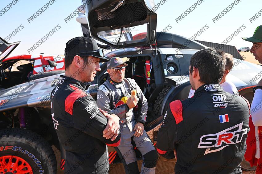 serradori (mathieu) - (fra) - peterhansel (stephane) - (fra) - loeb (sebastien) - (fra) - roma (joan) - (esp) - minaudier (loic) - (fra) - WADI AD DAWASIR/BISHA 