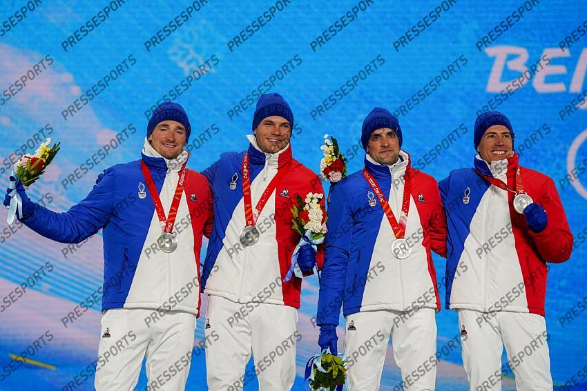 BEIJING, CHINA - FEBRUARY 15 : Fabien Claude of Team France, Emilien Jacquelin of Team France, Simon Desthieux of Team France, Quentin Fillon Maillet of Team France wins the silver medal during the Olympic Games 2022, Men's Biathlon Relay on February 15, 2022 in Zhangjiakou China. (Photo by Michel Cottin/Agence Zoom) REMISE MEDAILLES - RELAIS 4X7.5 KM HOMMES 