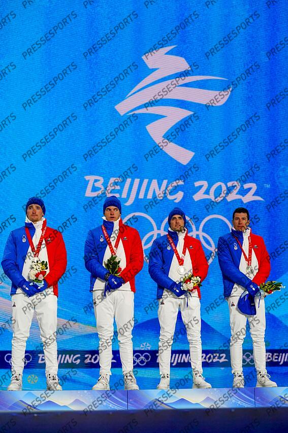 BEIJING, CHINA - FEBRUARY 15 : Fabien Claude of Team France, Emilien Jacquelin of Team France, Simon Desthieux of Team France, Quentin Fillon Maillet of Team France wins the silver medal during the Olympic Games 2022, Men's Biathlon Relay on February 15, 2022 in Zhangjiakou China. (Photo by Michel Cottin/Agence Zoom) REMISE MEDAILLES - RELAIS 4X7.5 KM HOMMES 