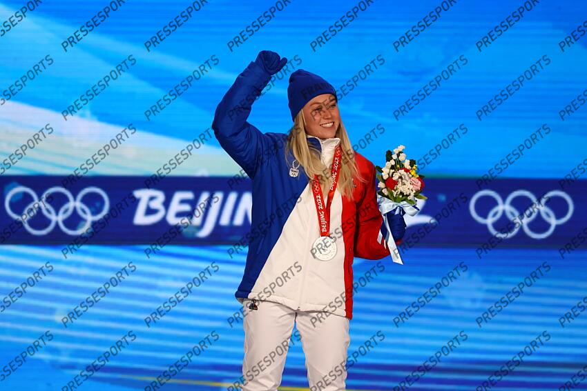 Tess Ledeux (FRA), FEBRUARY 8, 2022 - Freestyle Skiing : Women's Big Air Medal Ceremony during the Beijing 2022 Olympic Winter Games at Beijing Medal Plaza in Beijing, China. (Photo by AFLO SPORT) BIG AIR FEMMES 