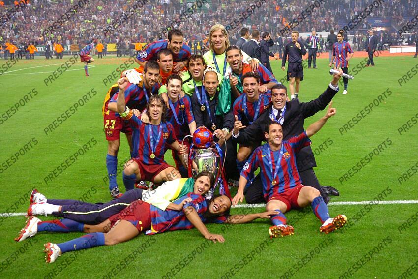 oleguer / jorquera (albert) / giuly (ludovic) / ezquerro (santiago) / lopez (maxi) / marquez (rafael) / puyol (carles) / iniesta (andres) / gabri / xavi / edmilson / ronaldinho / belletti (juliano) 