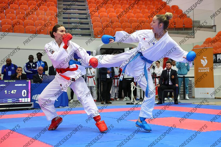 sivert (laura) (fra) ceinture bleu avazeri (lea) (fra) ceinture rouge CHAMPIONNAT DE FRANCE DE KARATE 