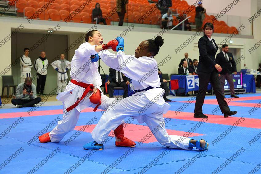 zameto (jennifer) (fra) ceinture bleu CHAMPIONNAT DE FRANCE DE KARATE 