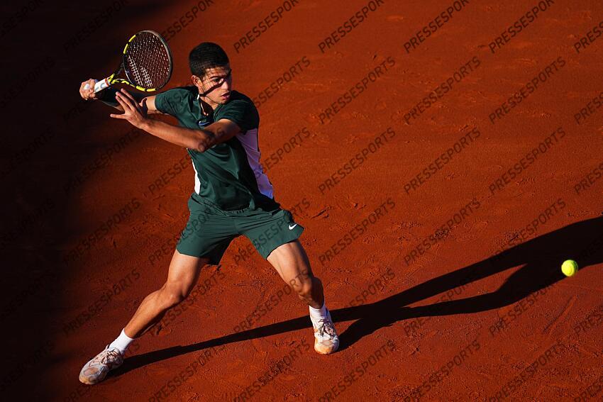 Carlos Alcaraz during the Final match of the Barcelona Open Banc Sabadell, Conde de Godo Trophy played at Real Club de Tenis Barcelona on April 24, 2022 in Barcelona, Spain. (Photo by Bagu Blanco / PRESSINPHOTO) TOURNOI DE BARCELONE 