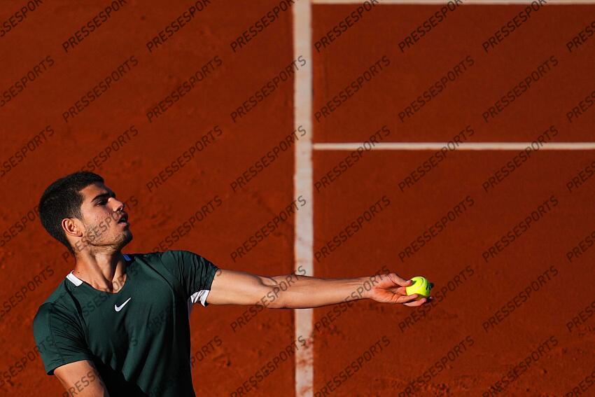 Carlos Alcaraz during the Final match of the Barcelona Open Banc Sabadell, Conde de Godo Trophy played at Real Club de Tenis Barcelona on April 24, 2022 in Barcelona, Spain. (Photo by Bagu Blanco / PRESSINPHOTO) TOURNOI DE BARCELONE 