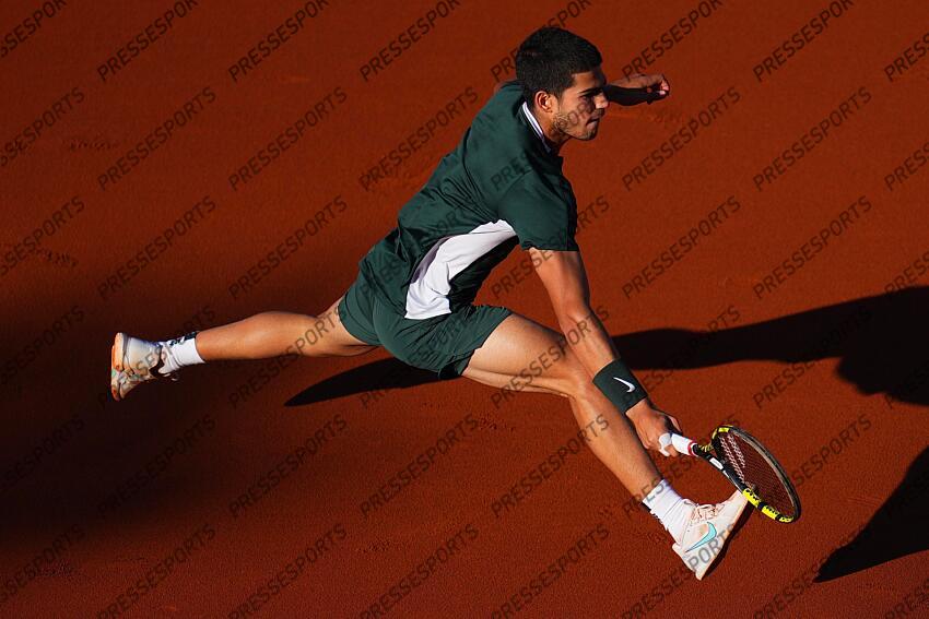 Carlos Alcaraz during the Final match of the Barcelona Open Banc Sabadell, Conde de Godo Trophy played at Real Club de Tenis Barcelona on April 24, 2022 in Barcelona, Spain. (Photo by Bagu Blanco / PRESSINPHOTO) TOURNOI DE BARCELONE 