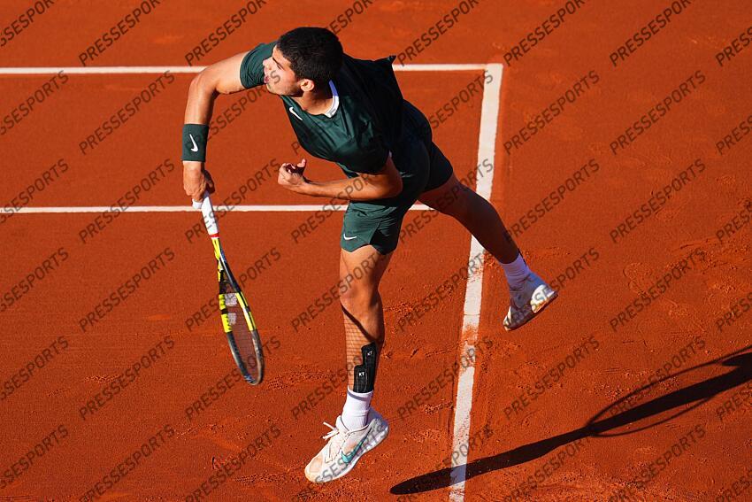 Carlos Alcaraz during the Final match of the Barcelona Open Banc Sabadell, Conde de Godo Trophy played at Real Club de Tenis Barcelona on April 24, 2022 in Barcelona, Spain. (Photo by Bagu Blanco / PRESSINPHOTO) TOURNOI DE BARCELONE 