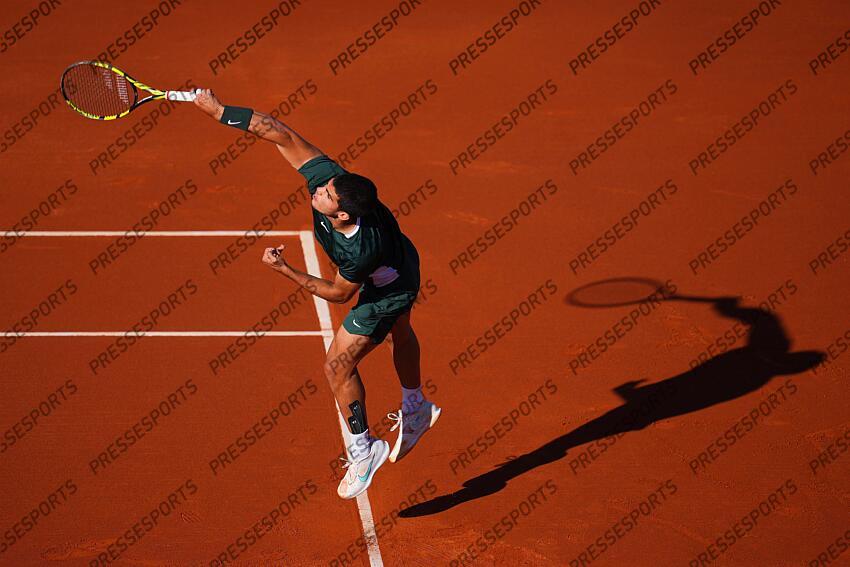 Carlos Alcaraz during the Final match of the Barcelona Open Banc Sabadell, Conde de Godo Trophy played at Real Club de Tenis Barcelona on April 24, 2022 in Barcelona, Spain. (Photo by Bagu Blanco / PRESSINPHOTO) TOURNOI DE BARCELONE 