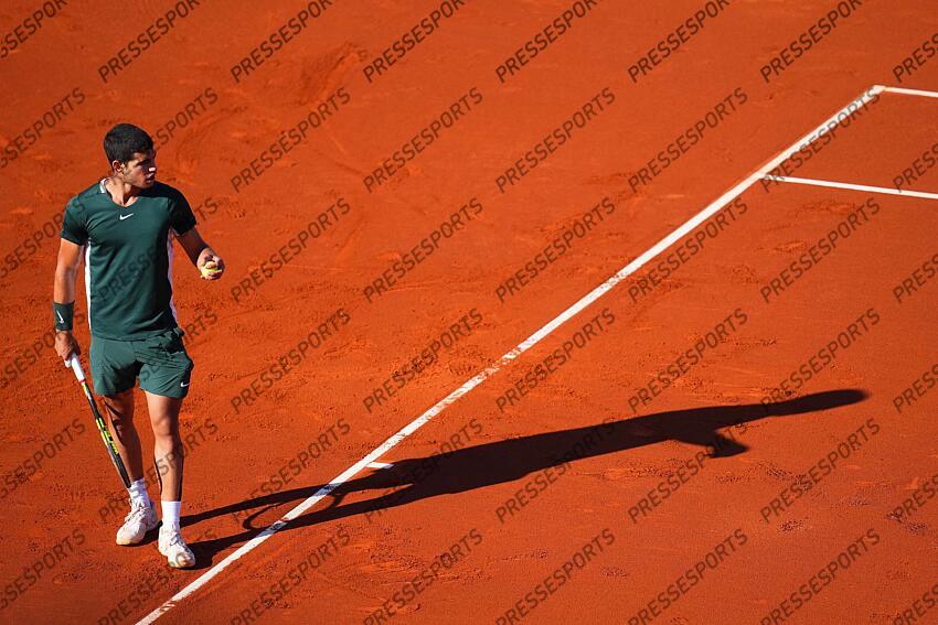 Carlos Alcaraz during the Final match of the Barcelona Open Banc Sabadell, Conde de Godo Trophy played at Real Club de Tenis Barcelona on April 24, 2022 in Barcelona, Spain. (Photo by Bagu Blanco / PRESSINPHOTO) TOURNOI DE BARCELONE 