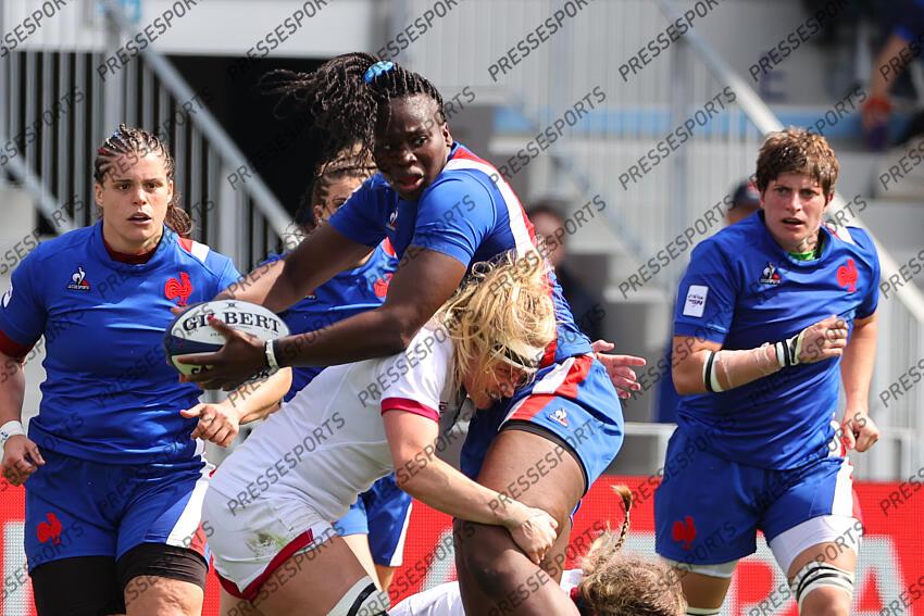 matthews (alex) fall (madoussou) FRANCE-ANGLETERRE (12-24) 
