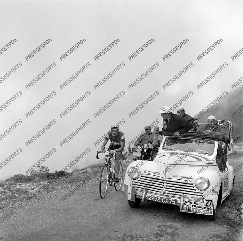 massignan (imerio) LUCHON/PAU Peyresourde (2-1563) -> Massignan Aspin (2-1480) -> Queheille Le Tourmalet (1-2114) -> Queheille Aubisque (1-1710) -> E.Pauwels fonds n/b 