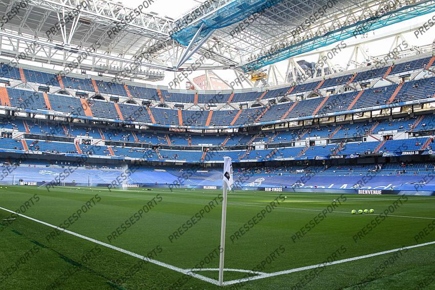 General view inside Santiago Bernabeu stadium during the spanish league, La Liga Santander, football match played between Real Madrid and Real Betis Balompie at Santiago Bernabeu stadium on May 20, 2022, in Madrid Spain. REAL MADRID-BETIS SEVILLE (0-0) 