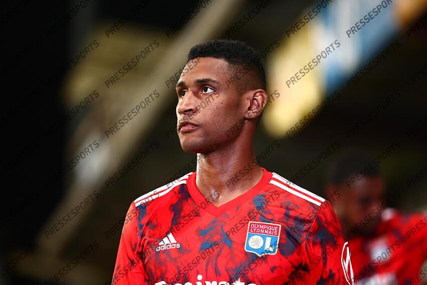 tete LYON-DYNAMO KIEV (3-0) 2eme match 